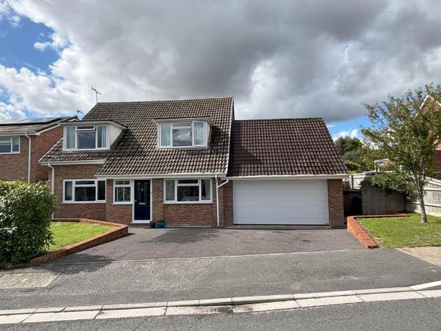 House for sale in Burbage, Wiltshire