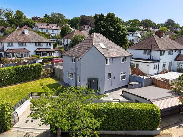 House for sale in London Borough of Croydon, Purley