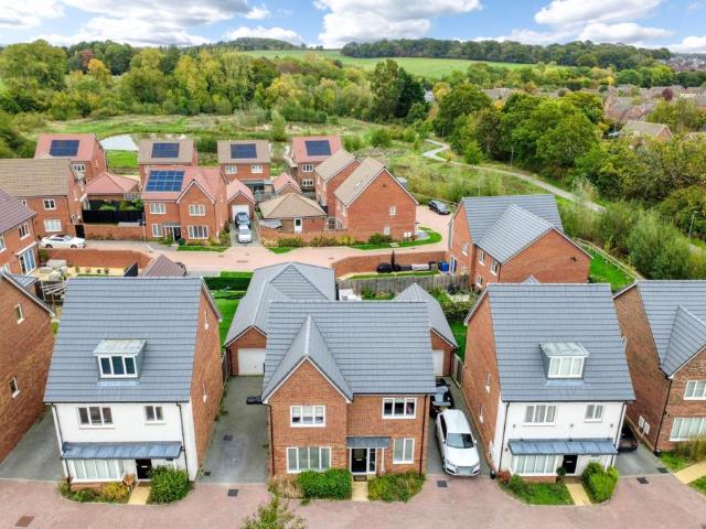 House for sale in Binfield