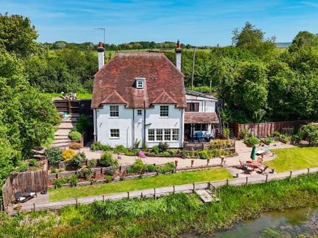 House for sale in Bulbourne, Pouchen End