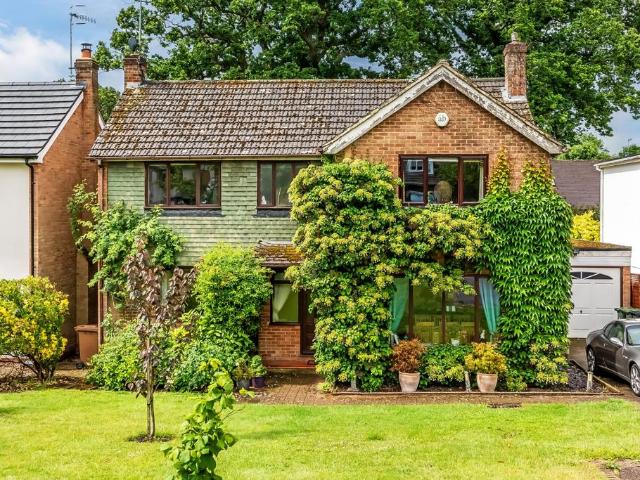 House for sale in Westborough, Surrey