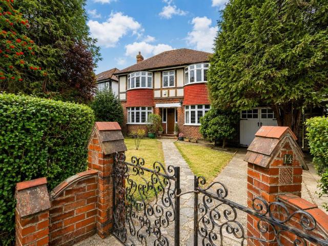 House for sale in Wallington, Greater London