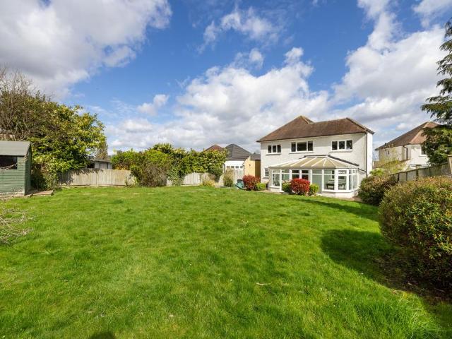 House for sale in London Borough of Croydon, Shirley
