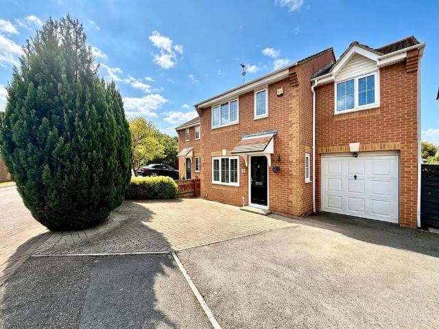 House for sale in Rodbourne, Swindon