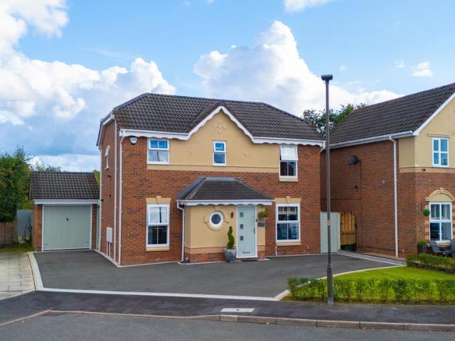 House for sale in Lowton St Mary's, Wigan