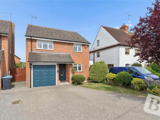 House for sale in Ongar, Epping