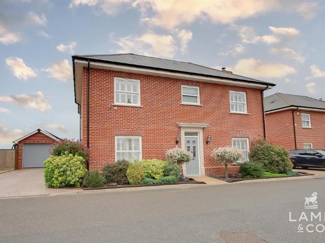 House for sale in Weeley, Dale Hill