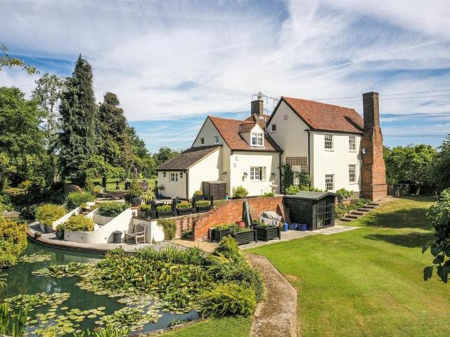 House for sale in Navestock, Navestock Side