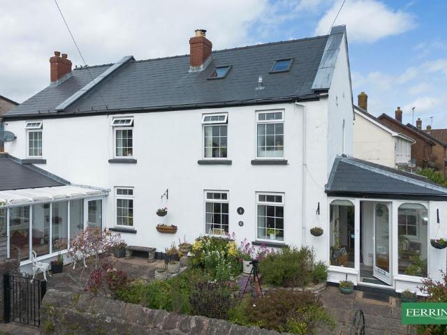 House for sale in Bromsberrow Heath, Gloucestershire