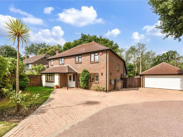 House for sale in Chichester, Littlecote