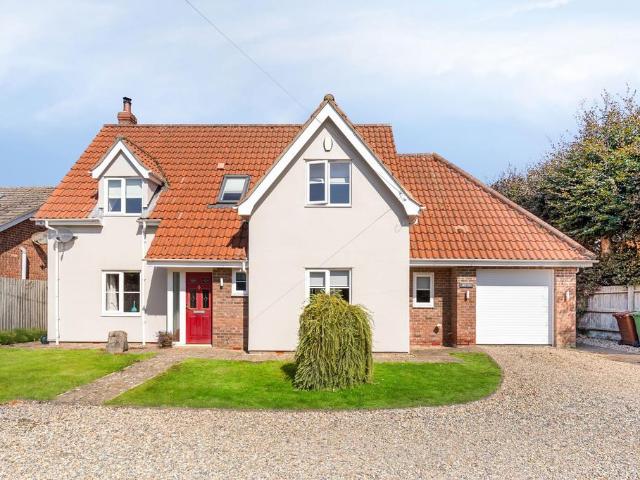 House for sale in East Tuddenham, Norfolk