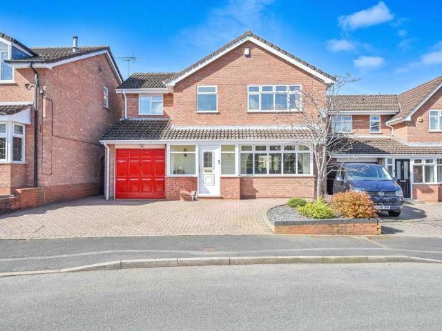House for sale in Wimblebury, Chadsmoor