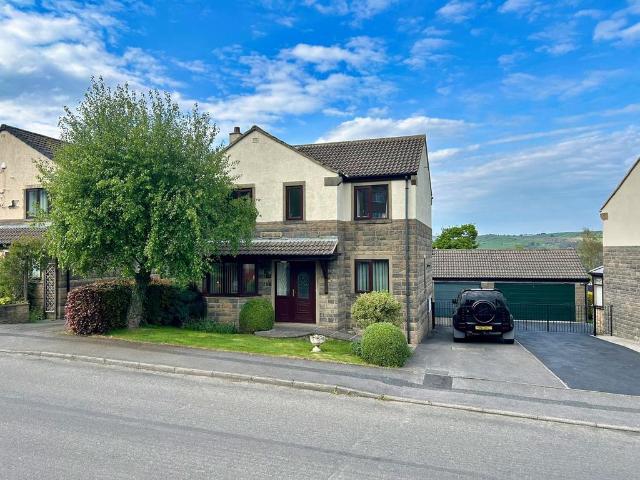 House for sale in High Utley, Keighley