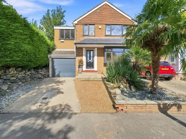 House for sale in Wisewood, South Yorkshire