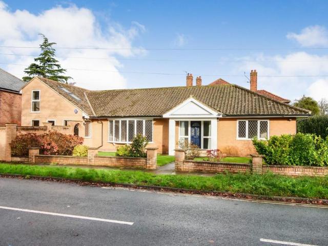 House for sale in High Field, York