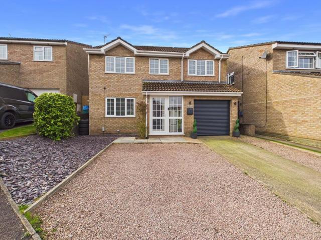 House for sale in Bromsberrow Heath, Gloucestershire