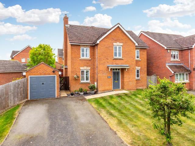 House for sale in Rushden