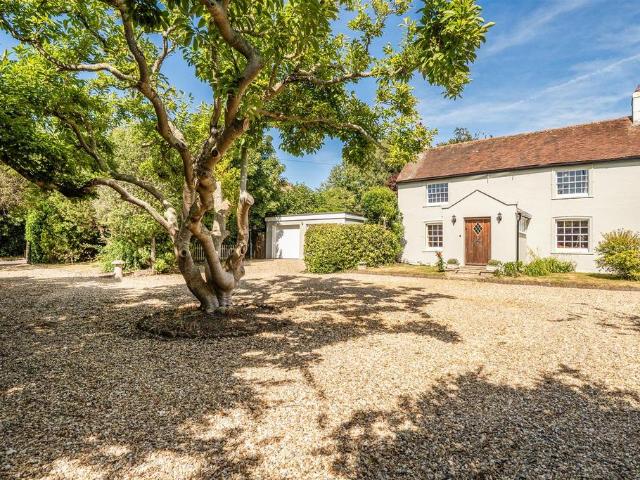 House for sale in Aldingbourne, Clapham