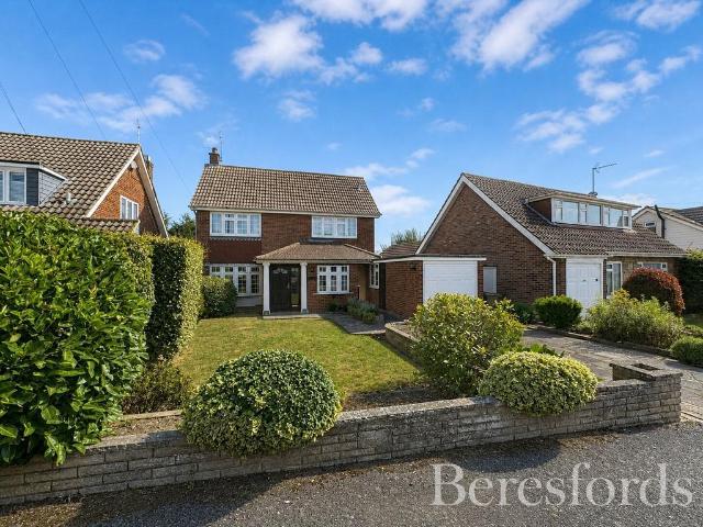 House for sale in Navestock Side, Essex