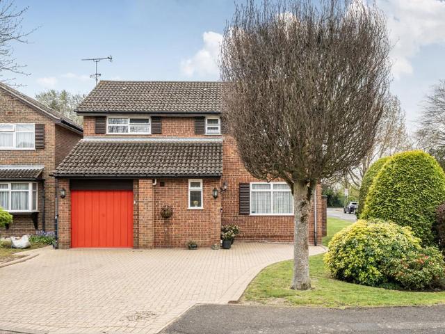 House for sale in Greater London