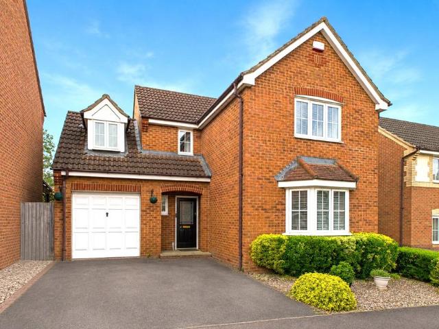 House for sale in Brambleside, Kettering