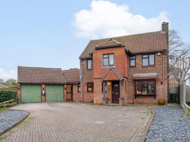 House for sale in Rose Green, Clapham