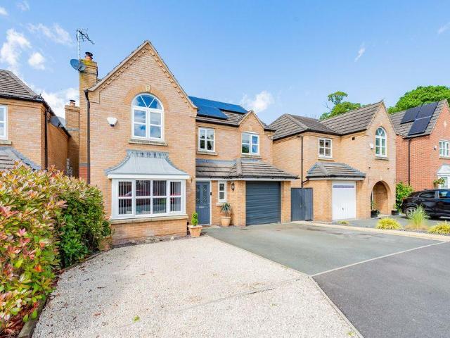 House for sale in Maelor South, Wales