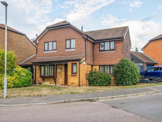 House for sale in Chavey Down, Newell Green