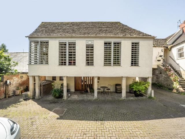 House for sale in Malmesbury, Wiltshire