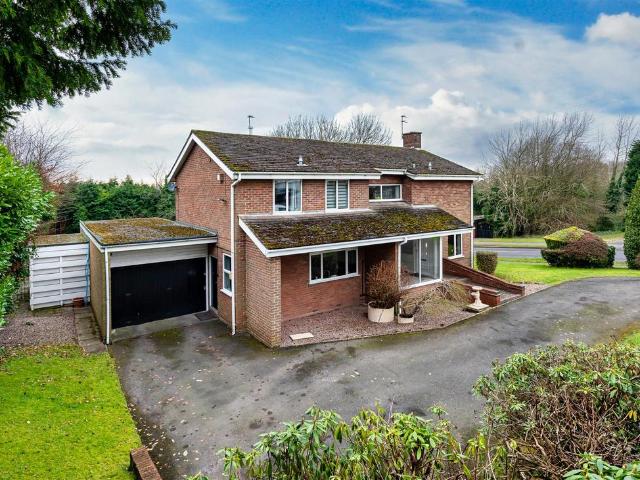 House for sale in Coseley, West Midlands