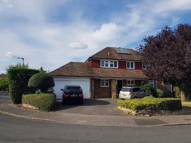 House for sale in Southlea, Datchet