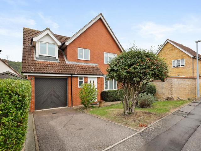 House for sale in Greenstead Estate, Colchester