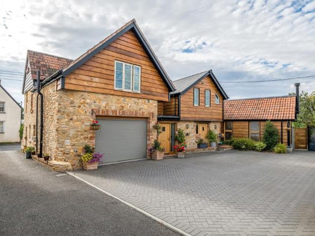 House for sale in Sellicks Green, Pitminster