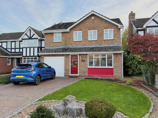 House for sale in Middlecroft, Hampshire