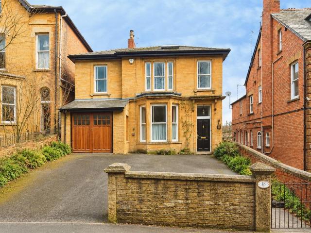 House for sale in Yeovil, Somerset