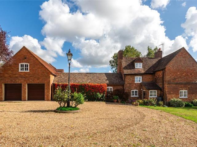 House for sale in Haynes, Bedfordshire