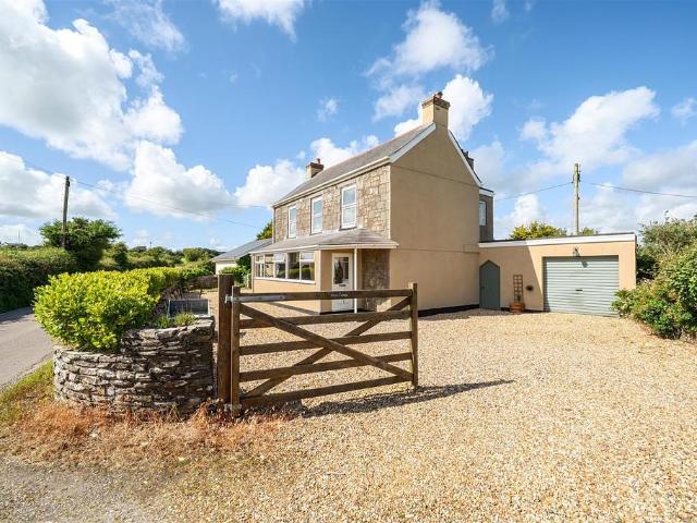 House for sale in Stithians