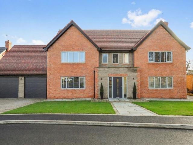 House for sale in Tupton, Brackenfield