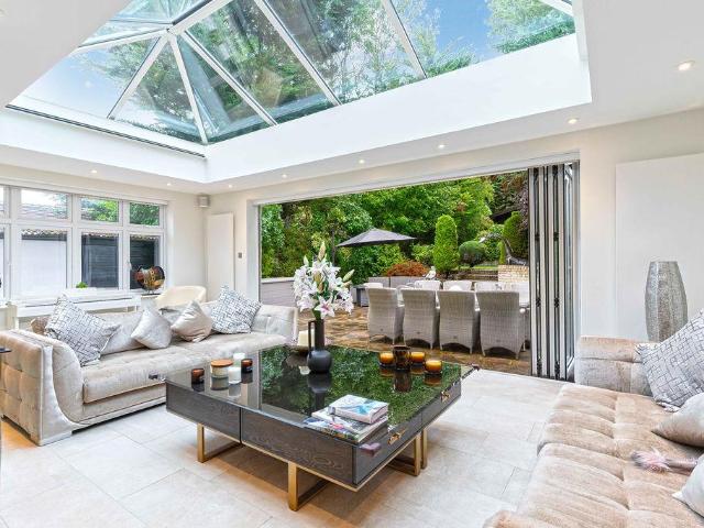 House for sale in London Borough of Croydon, Greater London