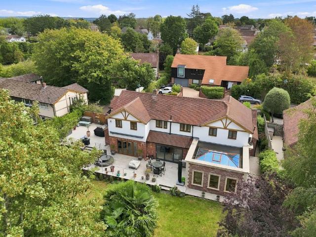 House for sale in Navestock Side, Essex