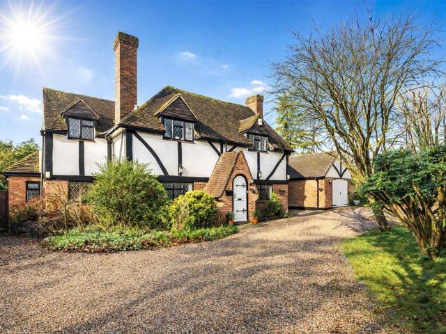 House for sale in Chepping Wycombe, Tylers Green
