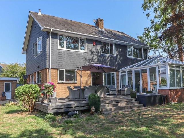 House for sale in Barton Stacey, Hampshire