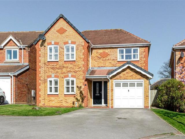 House for sale in Bradley, West Yorkshire