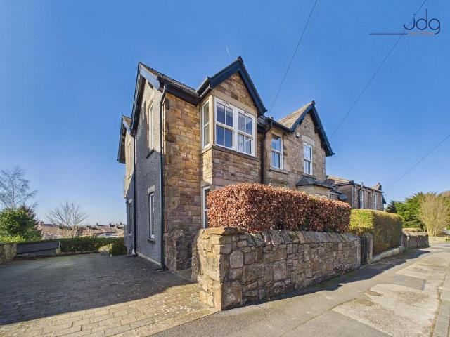 House for sale in Bulk, Bare
