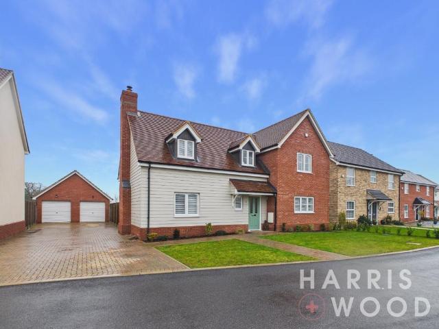 House for sale in Dale Hill, Essex