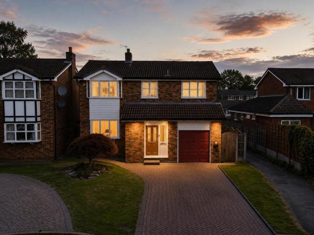 House for sale in Poynton