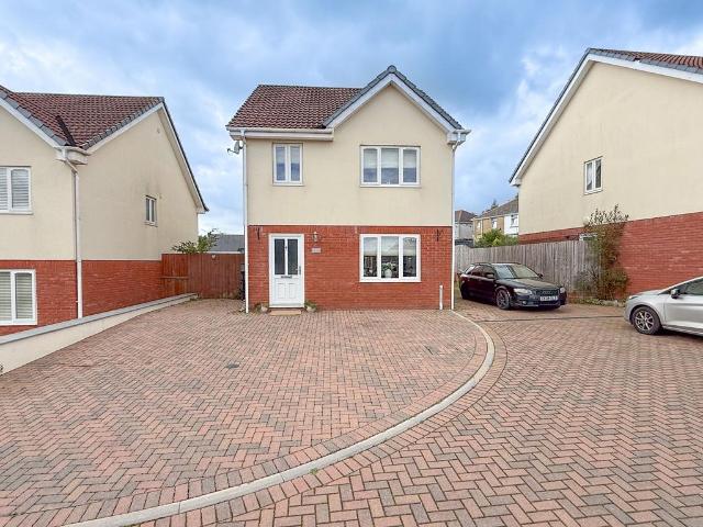 House for sale in Rassau