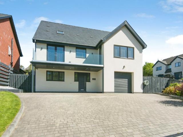 House for sale in Llanfairfechan, Wales