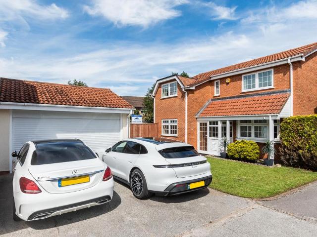 House for sale in Throop, Bournemouth