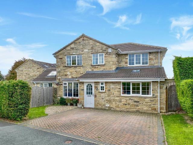 House for sale in Boston Spa, West Yorkshire